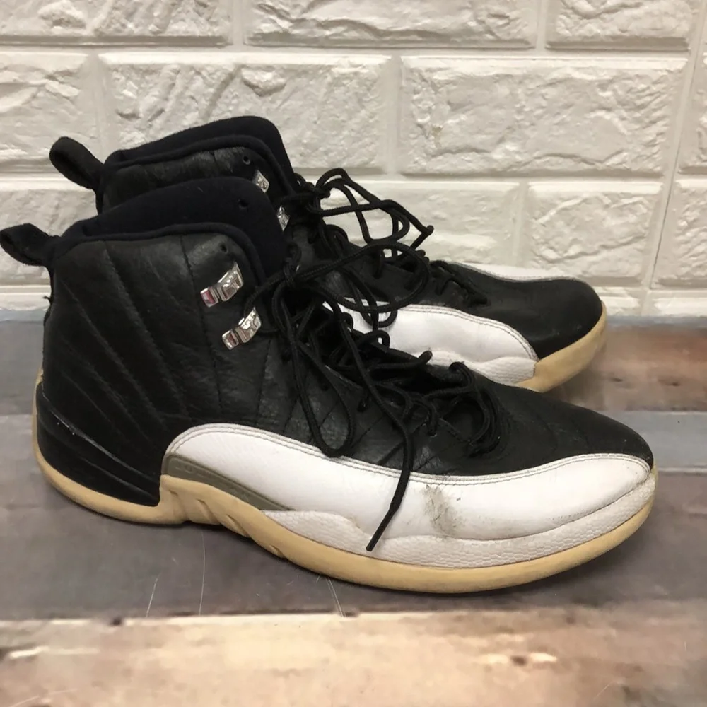Jordan 12‎ retro playoff black & white jumpman mens size 9.5